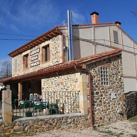 Hostel Curavacas Triollo エクステリア 写真